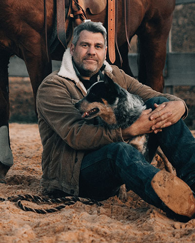 Portraitfoto von Bernd Hackl